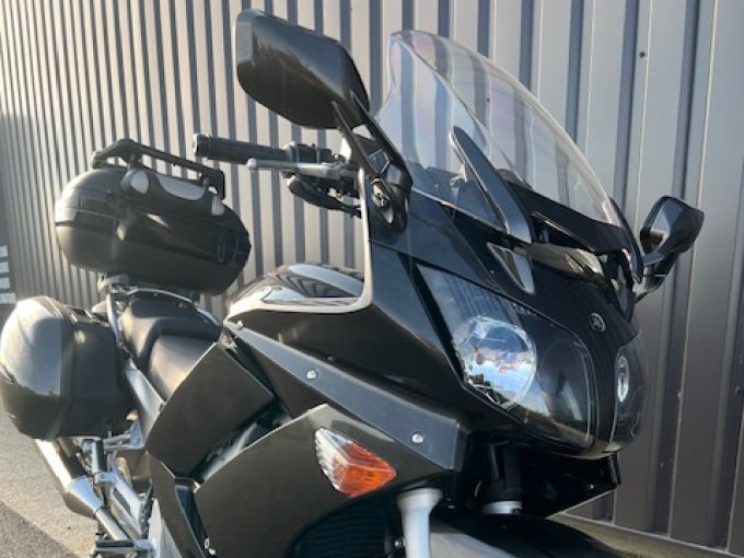 YAMAHA FJR 1300 ABS 4
