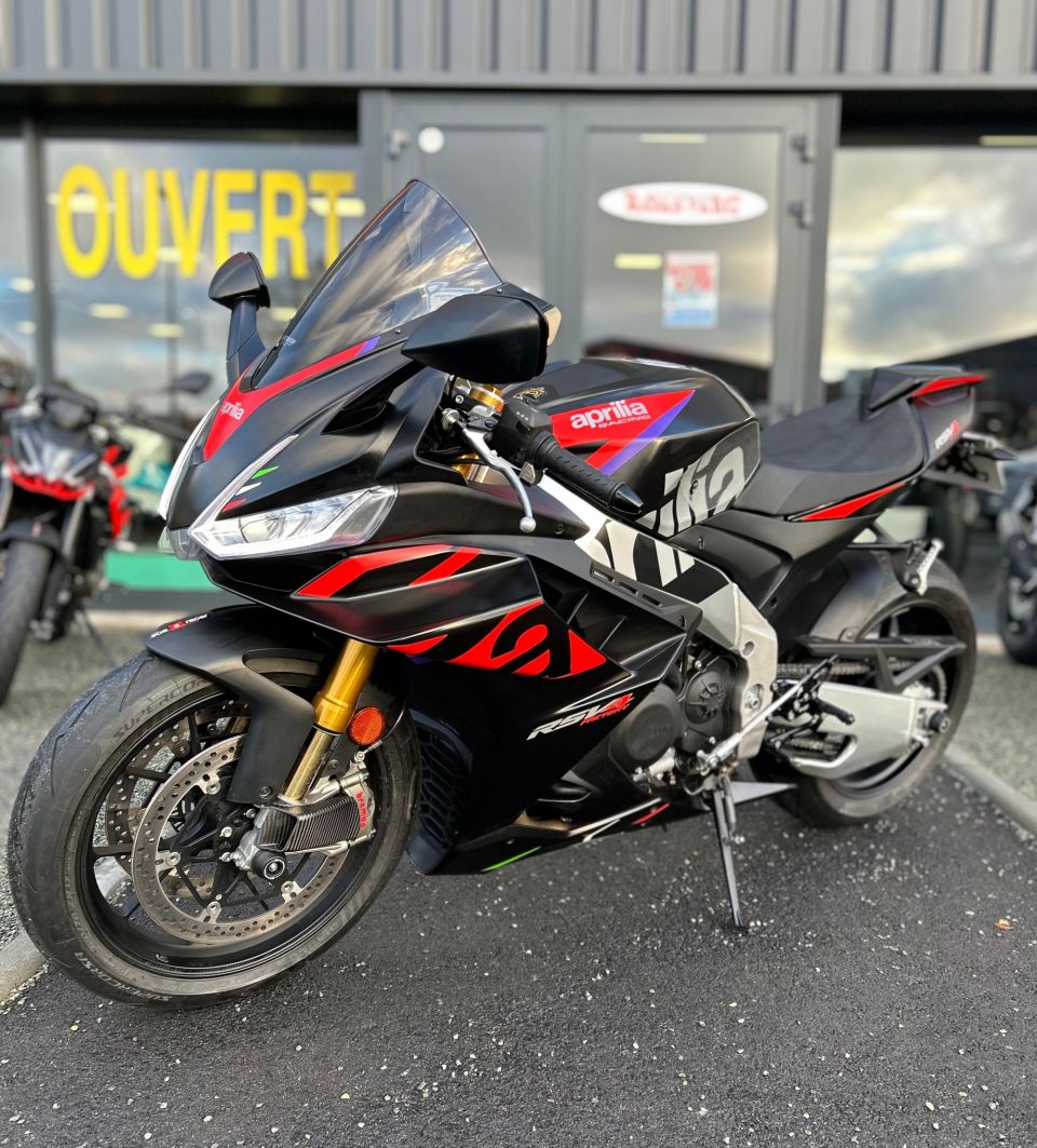 APRILIA RSV4 1100 FACTORY 4
