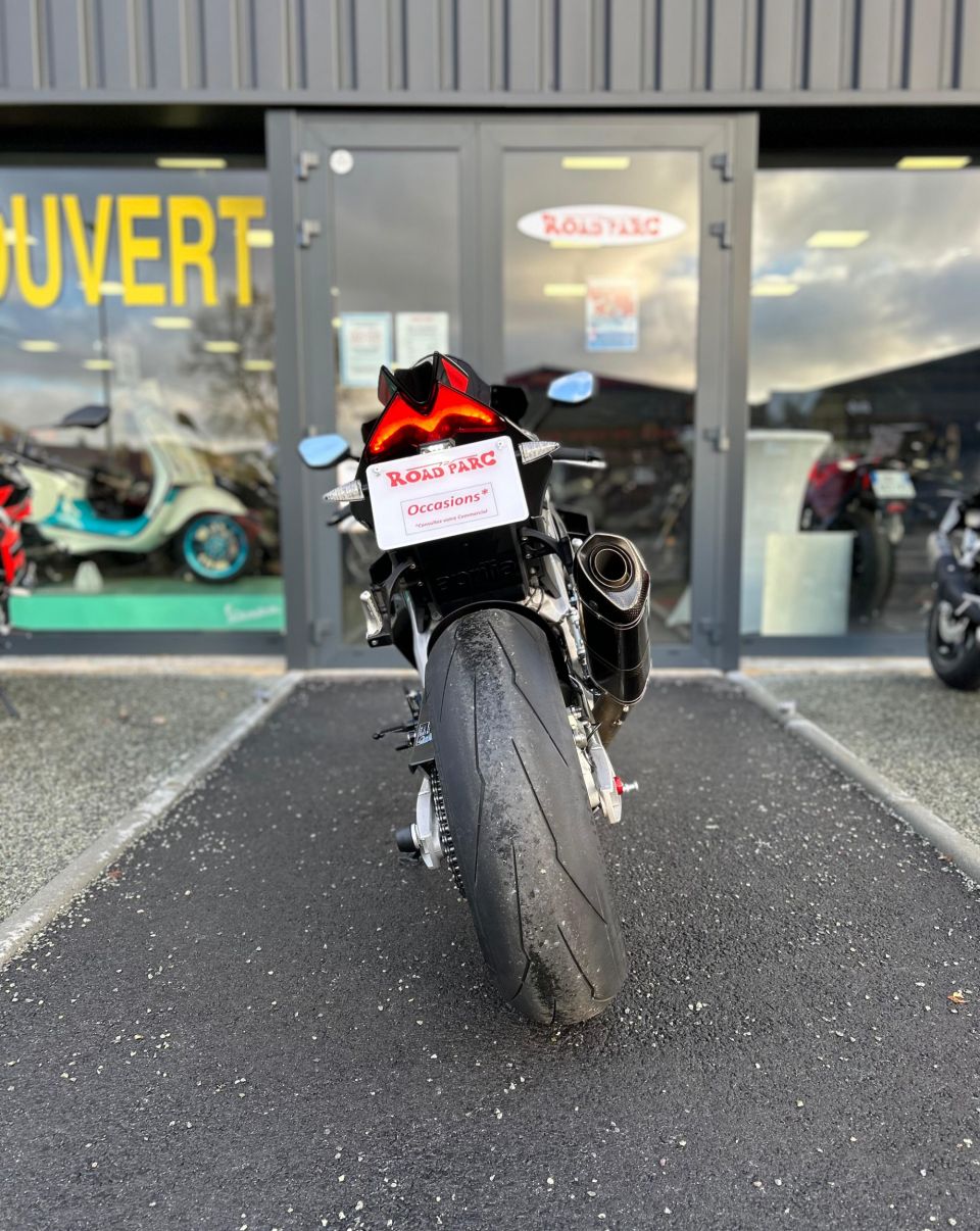 APRILIA RSV4 1100 FACTORY 4