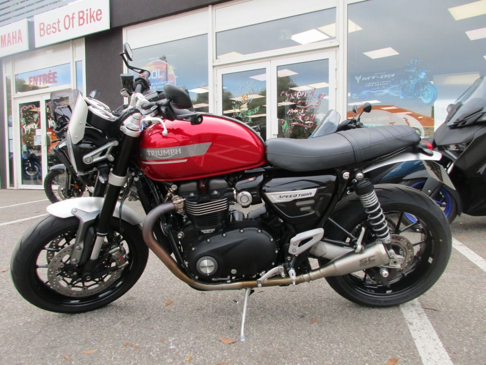 TRIUMPH SPEED TWIN 1200 4