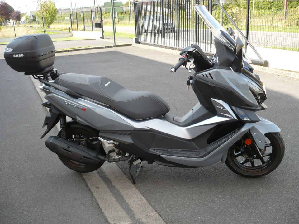 SYM CRUISYM 125 ABS 4