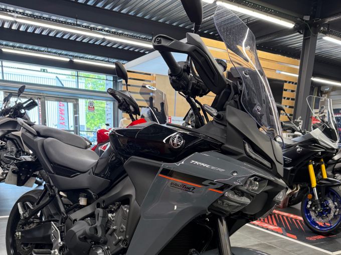 YAMAHA TRACER 9 Y-AMT 4