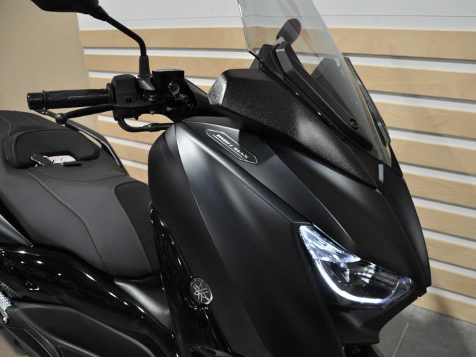 YAMAHA X-MAX 125 IRON MAX 4