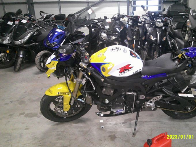 SUZUKI GSX-R 600 4