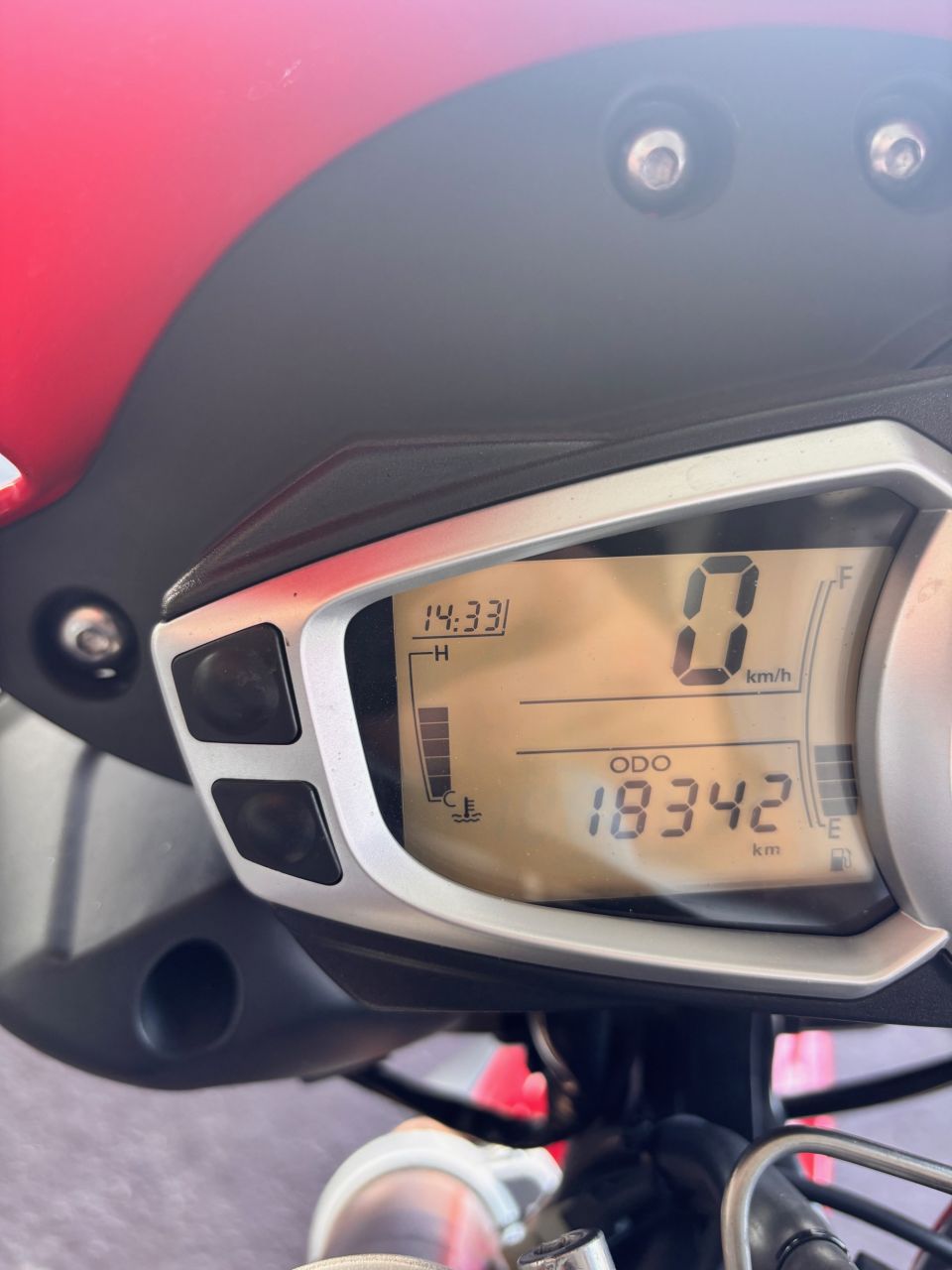 TRIUMPH SPEED TRIPLE 1050 4