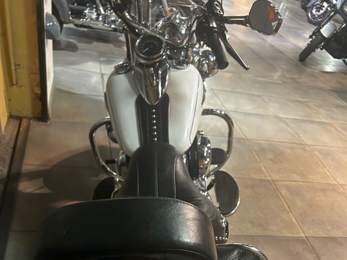 HARLEY-DAVIDSON SOFTAIL HERITAGE 1690 CLASSIC 4