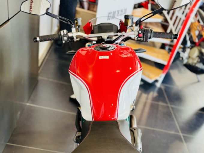 DUCATI MONSTER 1200 ABS 4