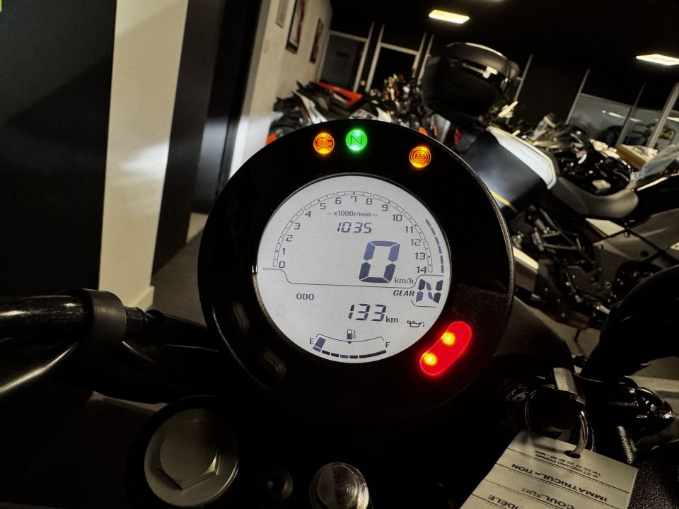 KAWASAKI Eliminator 500 4