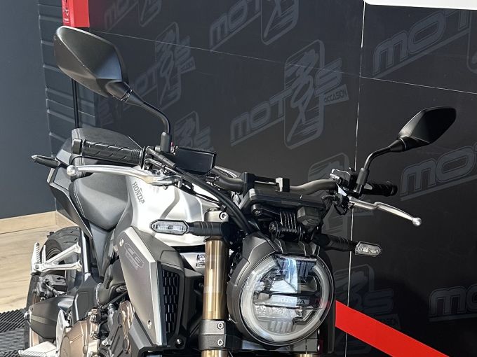 HONDA CB 650 RA 4
