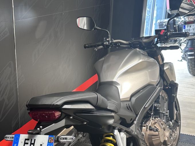 HONDA CB 650 RA 4