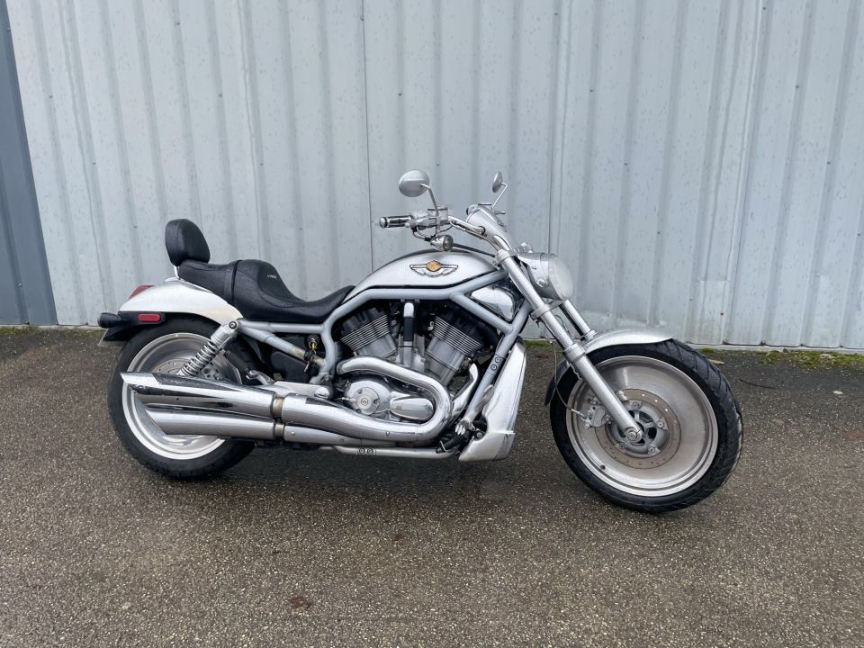 HARLEY-DAVIDSON V-ROD 1130 100th ANNIVERSARY 4