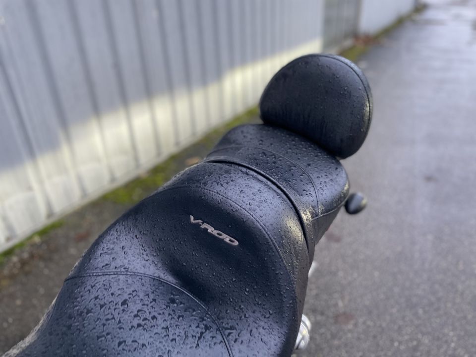 HARLEY-DAVIDSON V-ROD 1130 100th ANNIVERSARY 4