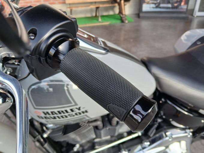HARLEY-DAVIDSON SOFTAIL SPORT GLIDE 1753 4
