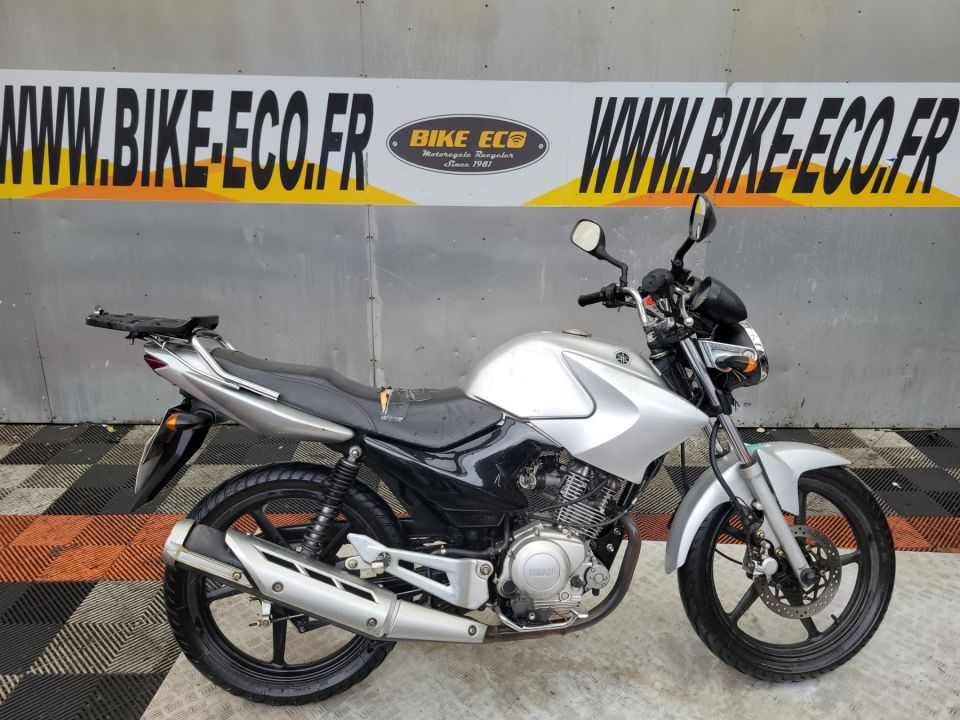 YAMAHA YBR 125 4