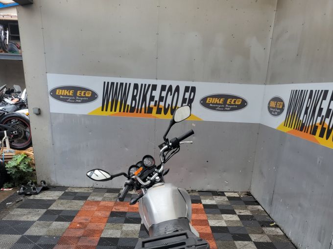 YAMAHA YBR 125 4