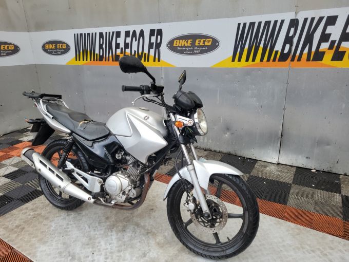 YAMAHA YBR 125 4