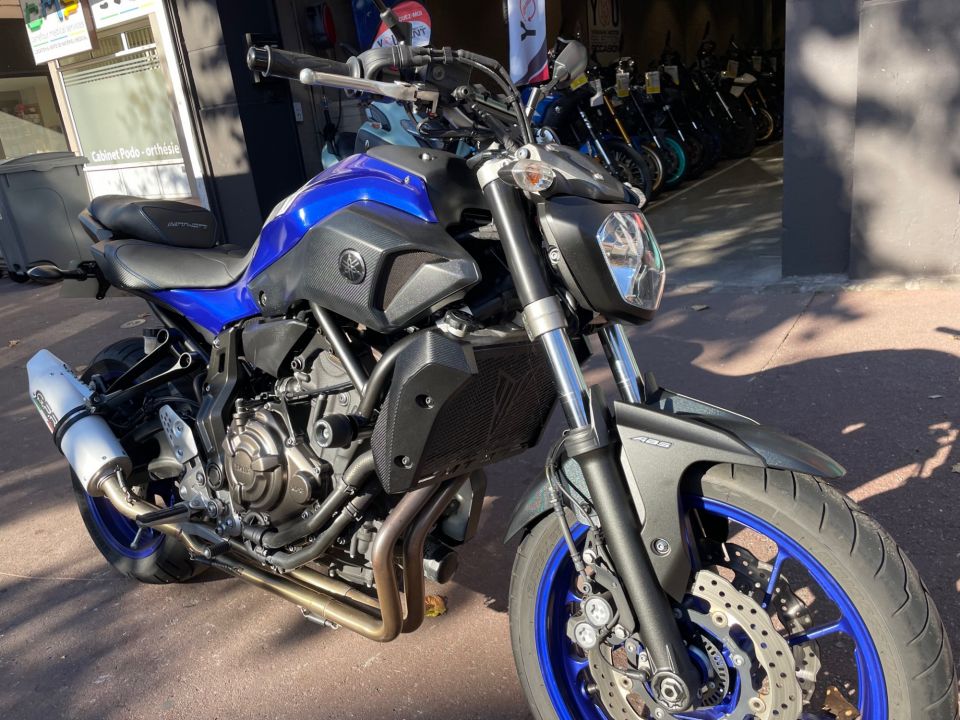 YAMAHA MT 07 / MT-07 /MT07 4