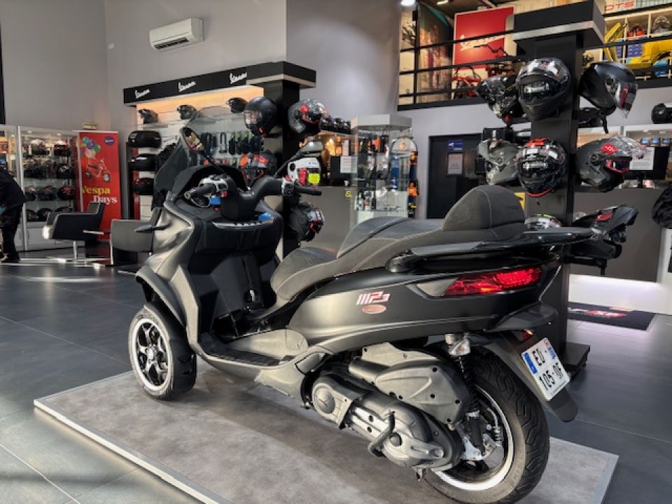 PIAGGIO MP3 500 ABS/ASR 4