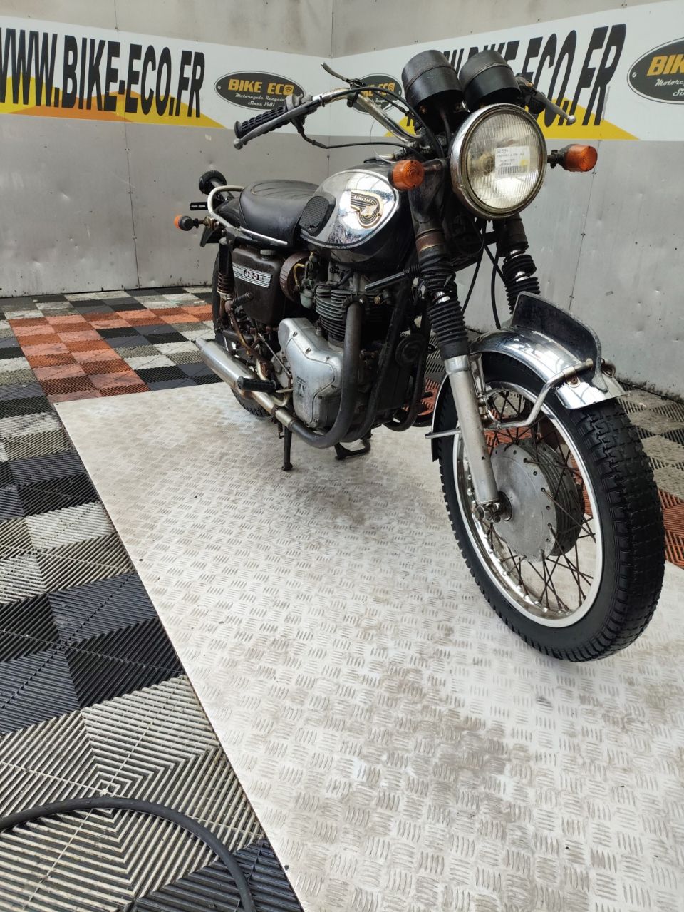 KAWASAKI W 650 4