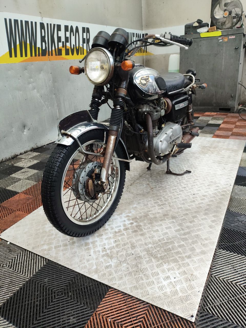 KAWASAKI W 650 4