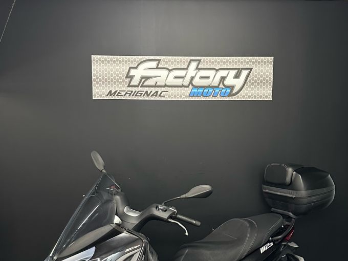 PIAGGIO MP3 300 HPE ABS ASR 4