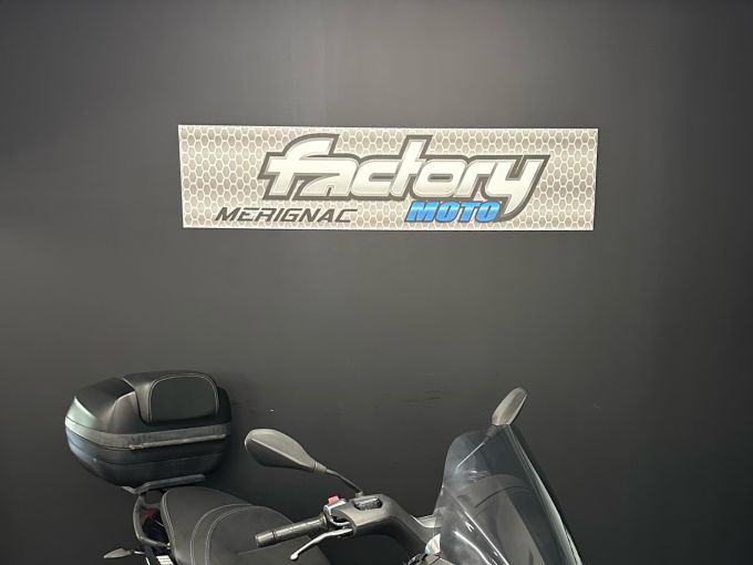 PIAGGIO MP3 300 HPE ABS ASR 4