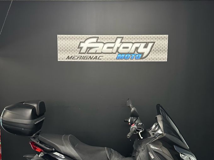 PIAGGIO MP3 300 HPE ABS ASR 4