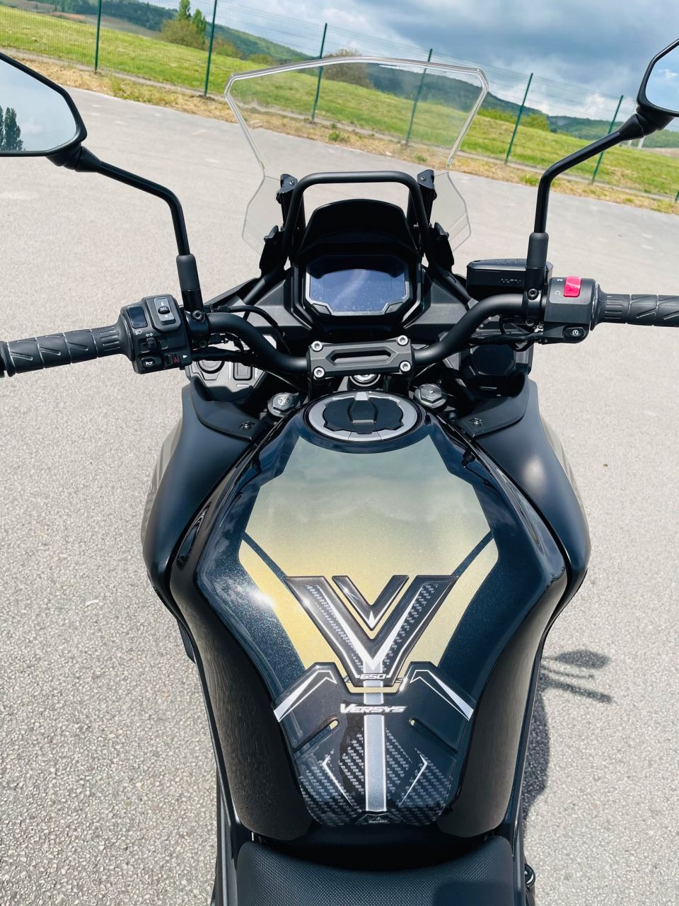 KAWASAKI VERSYS 650 4