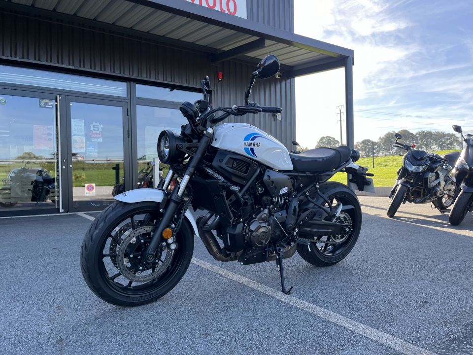 YAMAHA XSR 700 4