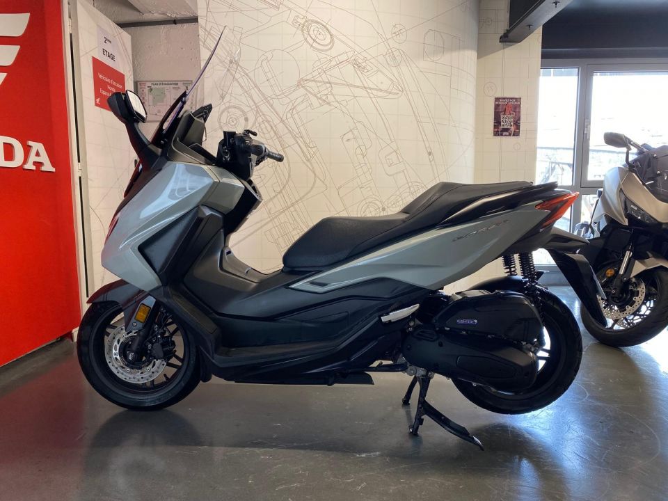 HONDA NSS FORZA 125 4