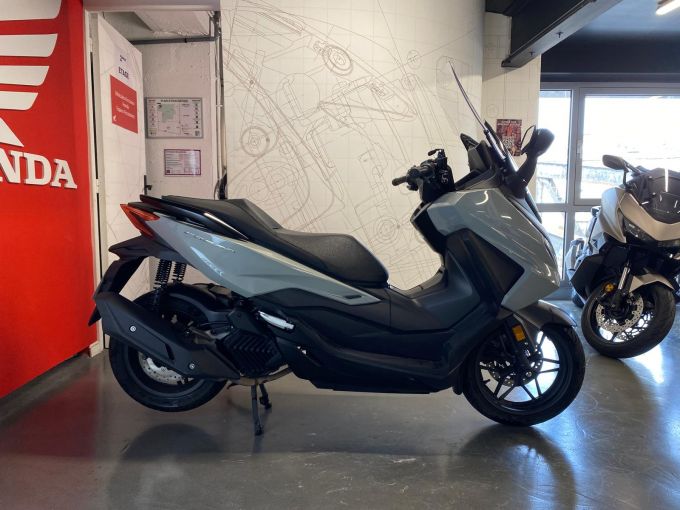 HONDA NSS FORZA 125 4