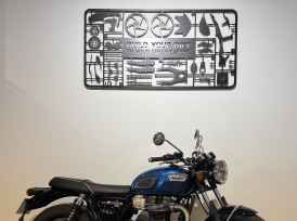 TRIUMPH Bonneville T100 - 2024