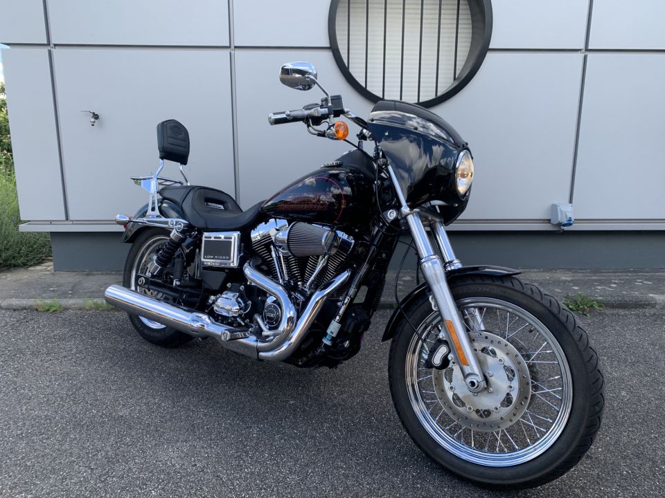 HARLEY-DAVIDSON DYNA LOW RIDER 1690 4