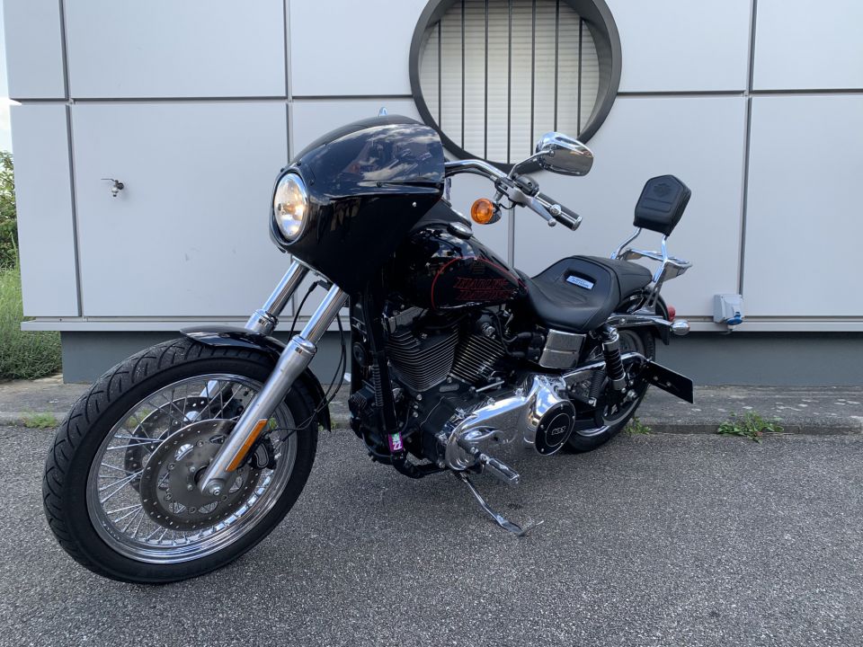 HARLEY-DAVIDSON DYNA LOW RIDER 1690 4