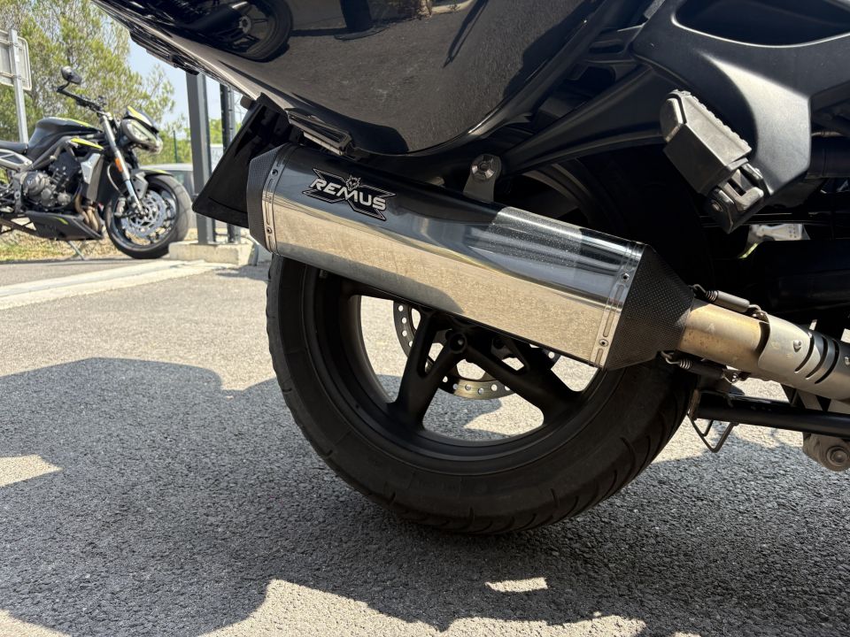 TRIUMPH TROPHY 1200 SE 4