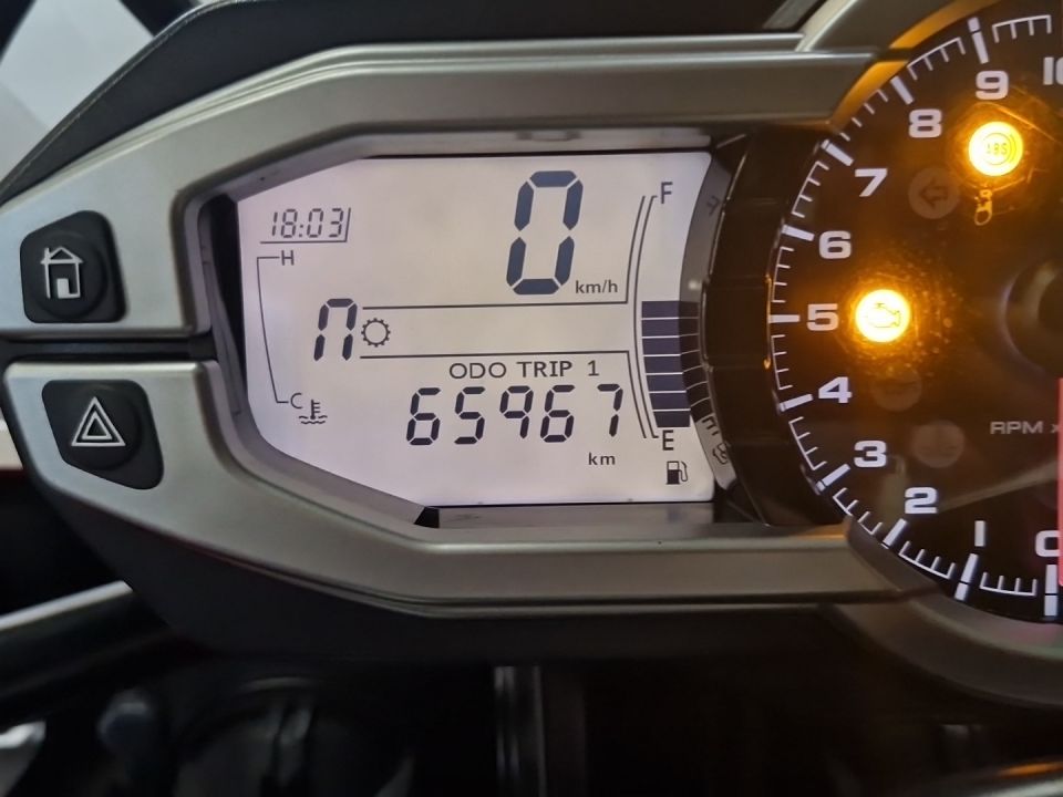 TRIUMPH TIGER 1200 EXPLORER 4