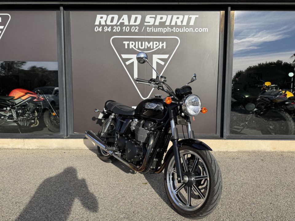 TRIUMPH Bonneville 4
