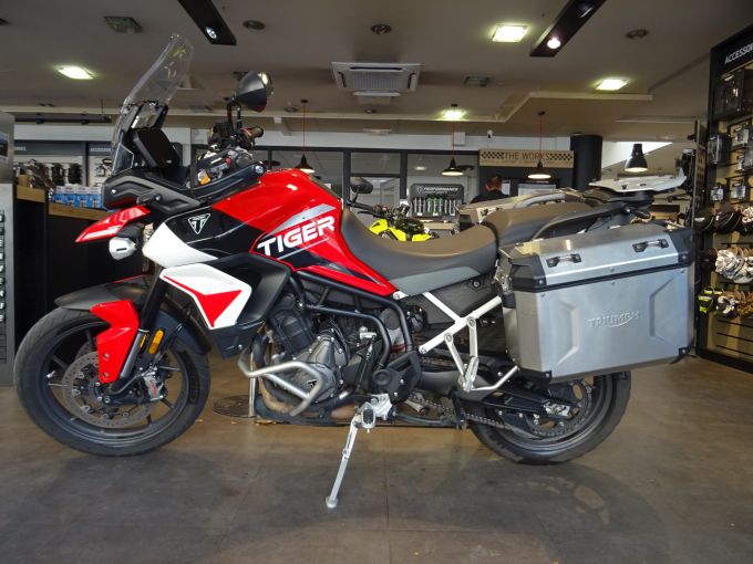 TRIUMPH TIGER 900 GT ARAGON EDITION 4