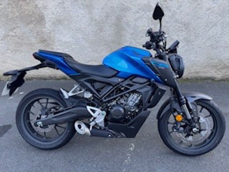 HONDA CB 125 R ABS 4