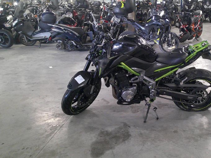 KAWASAKI Z 900 4