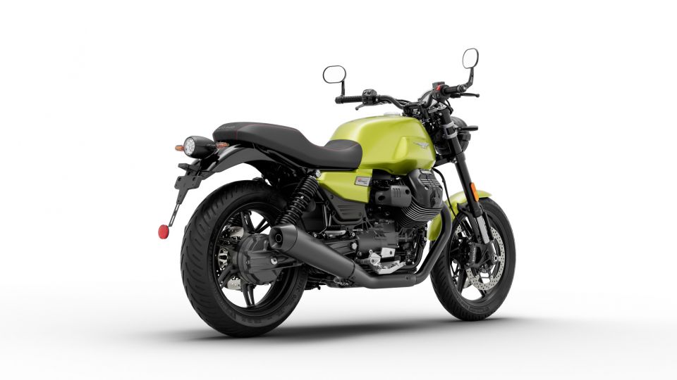 MOTO GUZZI V7 STONE 4