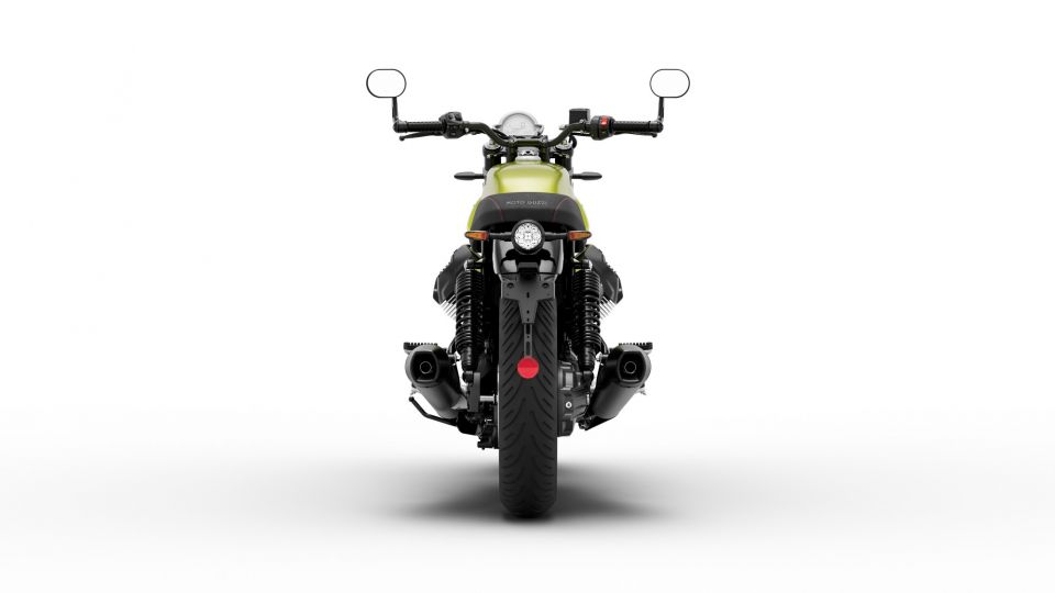 MOTO GUZZI V7 STONE 4