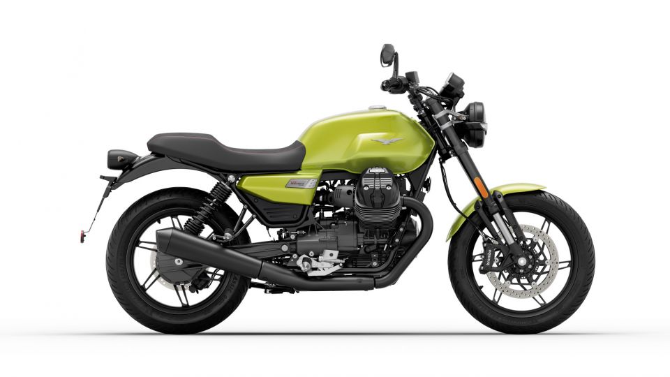 MOTO GUZZI V7 STONE 4