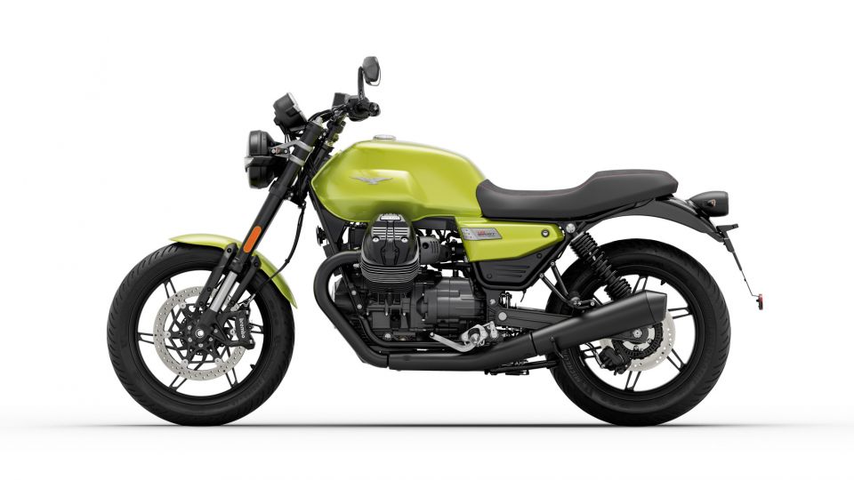 MOTO GUZZI V7 STONE 4