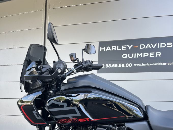 HARLEY-DAVIDSON ADVENTURE PAN AMERICA 1250 4