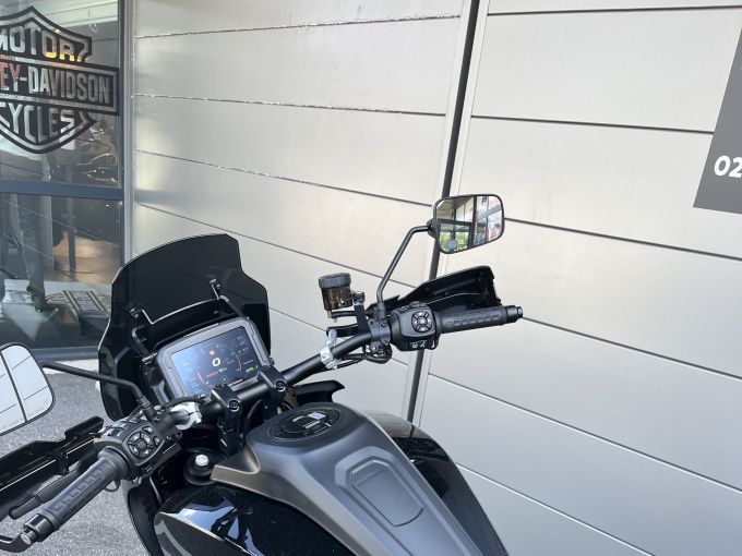 HARLEY-DAVIDSON ADVENTURE PAN AMERICA 1250 4