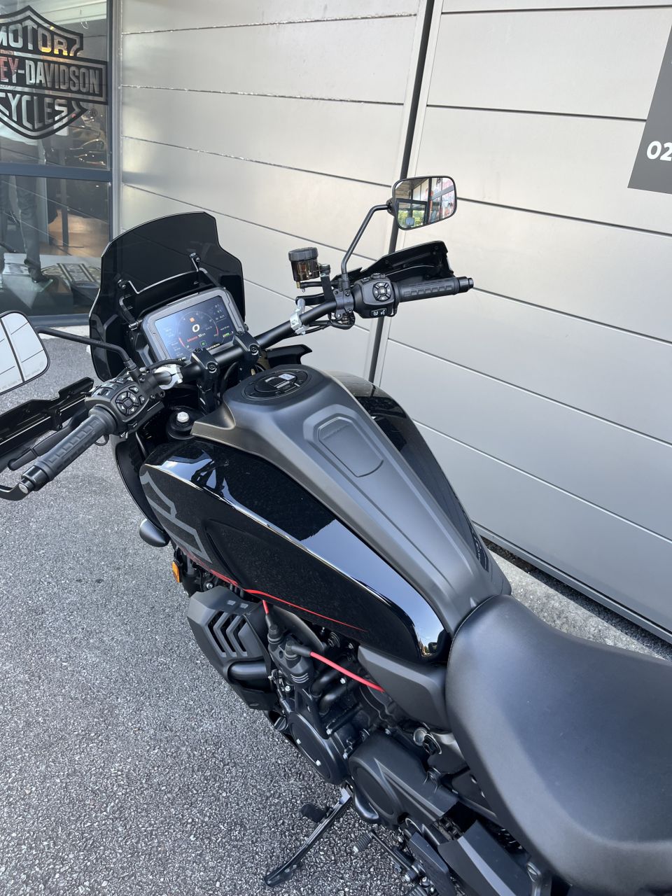 HARLEY-DAVIDSON ADVENTURE PAN AMERICA 1250 4