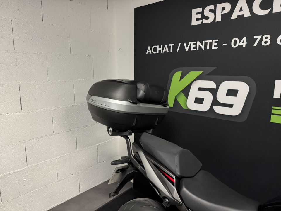 KAWASAKI NINJA 1100 SX SE 4