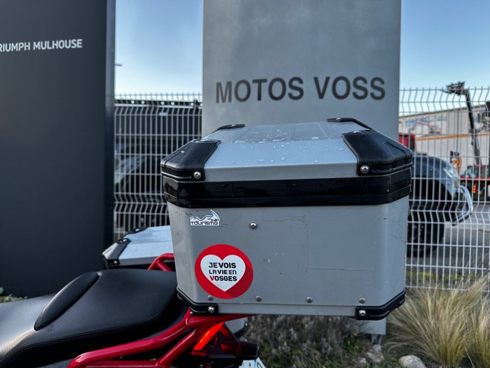 MOTO GUZZI V85 TT 850 4