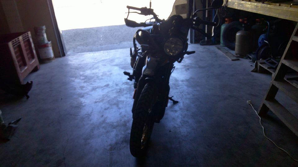 ROYAL ENFIELD HYMALAYAN 400 4